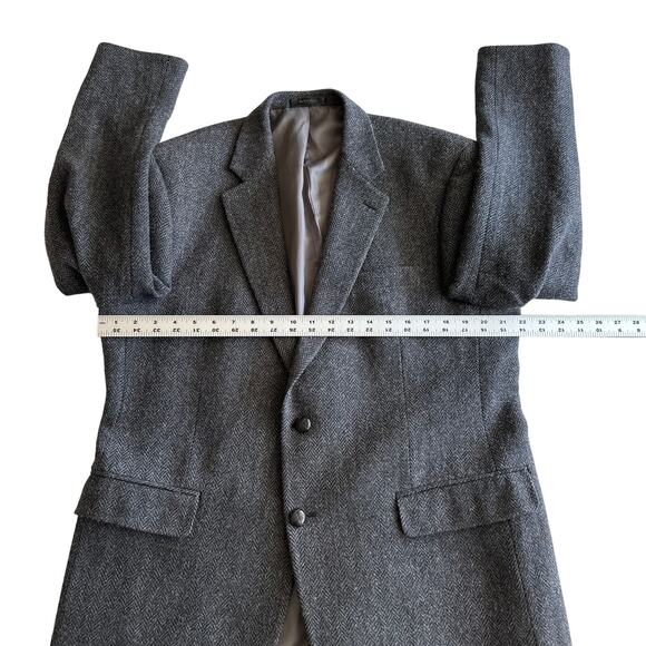 Lauren Ralph Lauren 100% Wool Herringbone Classic 2 Button Gray Blazer Jacket L - Picture 4 of 9